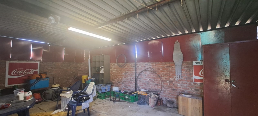 5 Bedroom Property for Sale in Morelig Free State